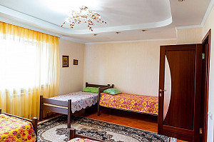 Хостел в коттедже в Астане Нур-Султан (Астана)