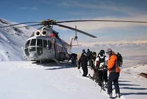 Аренда вертолета Ми-8. Вместимость 15 человек Алматы