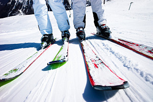 Аренда лыжи с комплектом снаряжения для молодежи Алматы